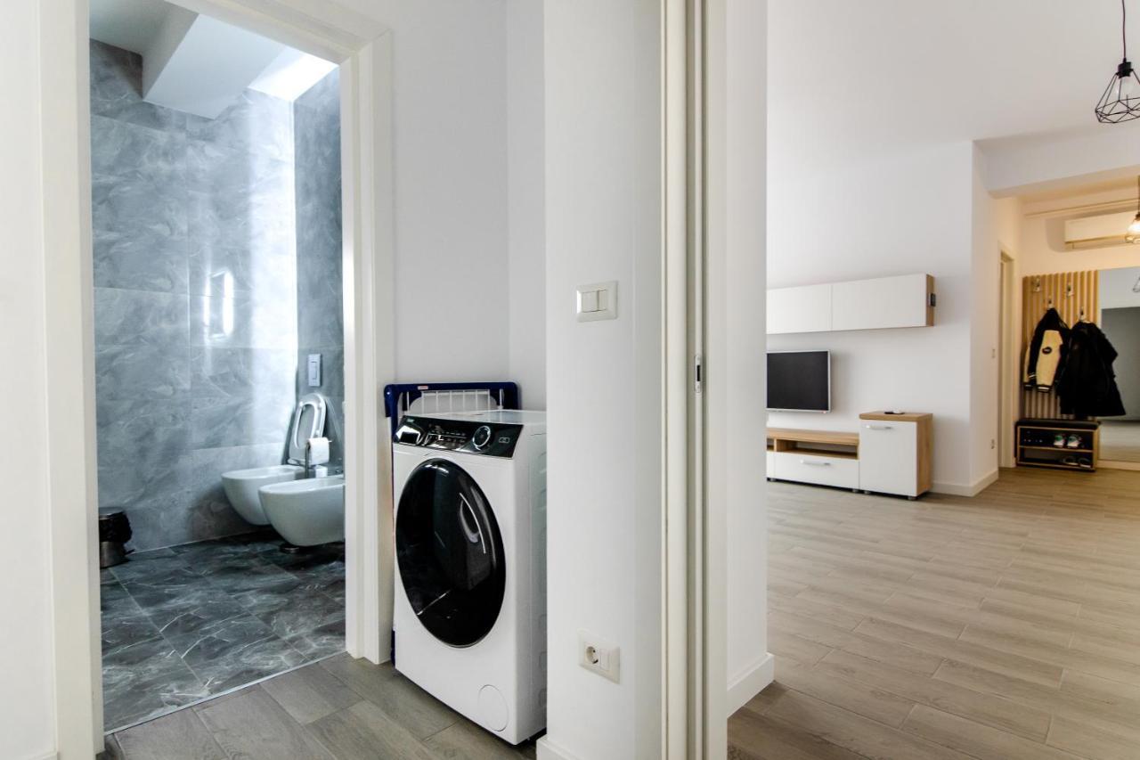 Samplus Central Apartment Craiova Eksteriør bilde