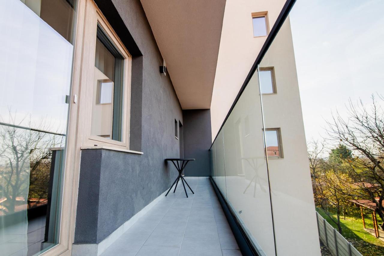 Samplus Central Apartment Craiova Eksteriør bilde