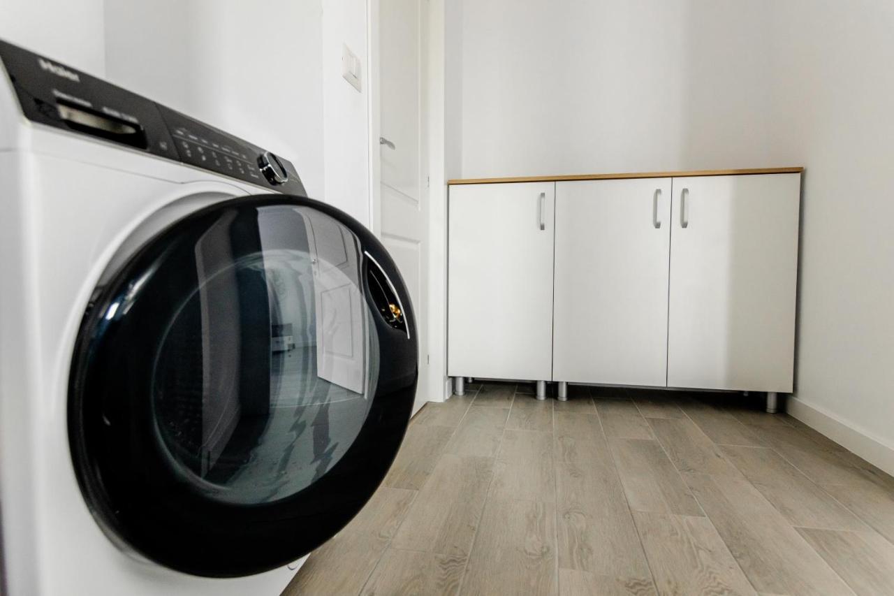 Samplus Central Apartment Craiova Eksteriør bilde